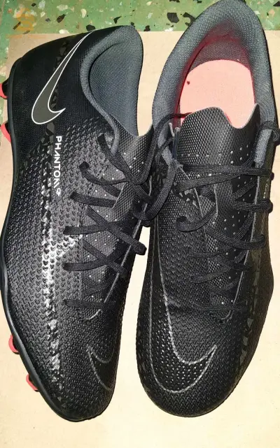 soulier de foot à crampons (phantom) Nike