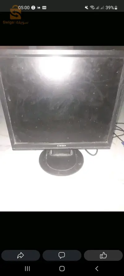 شاشة كومبيوتر مستعملة