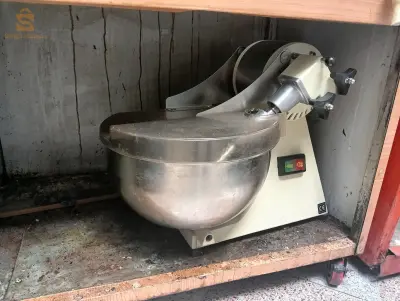 بيترا pétrin