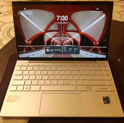 laptop hp envy 13 tactille i7 11th gen