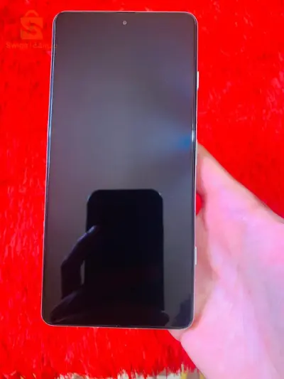 POCO F4 GT