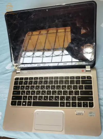 Pies Hp pro ultrabook (DV6) i7     3eme generation
13.3 " Ecaran tactile
Probleme Afficher Cassi