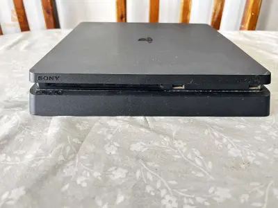 ps4 slim version 11.52