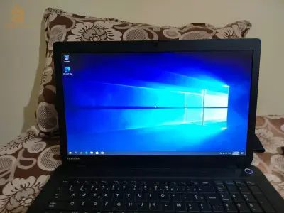 Laptop TOSHIBA