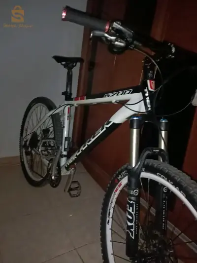 trek
