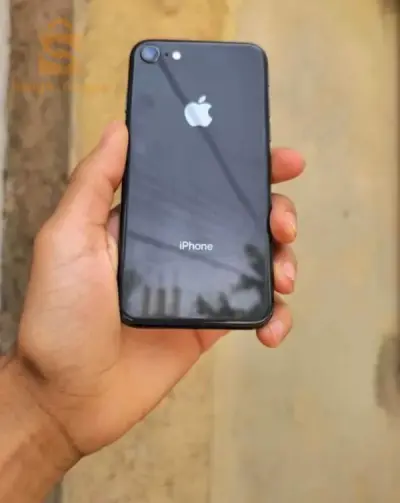 iPhone 8bon était Kolchi ri9lo