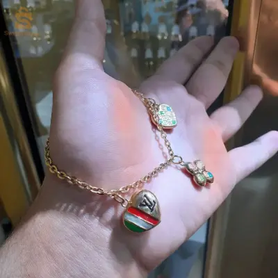 gourmette Louis Vuitton en or 18 carat