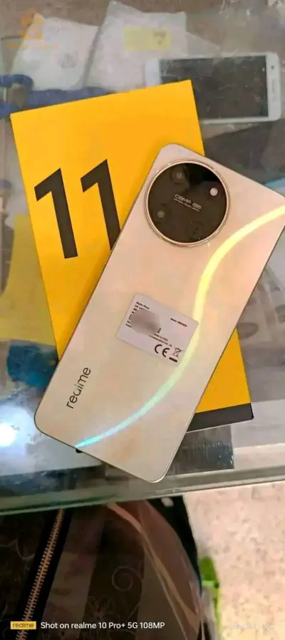 Realme 11
