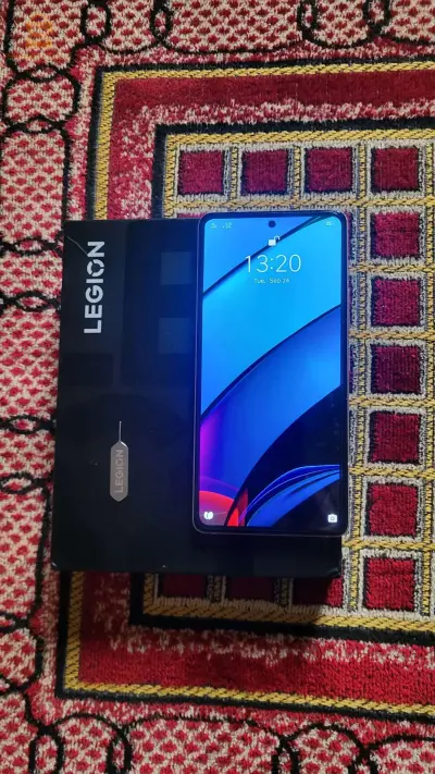 LEGION Y70 LENOVO 12/256 VERSION CHINA