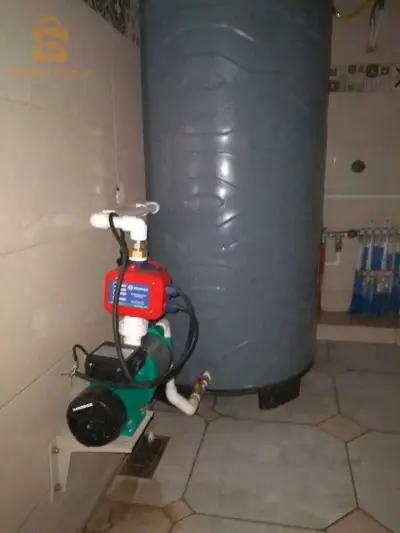 بلومبي