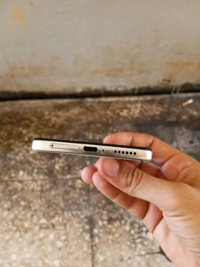 Redmi Note 11 Pro phone
