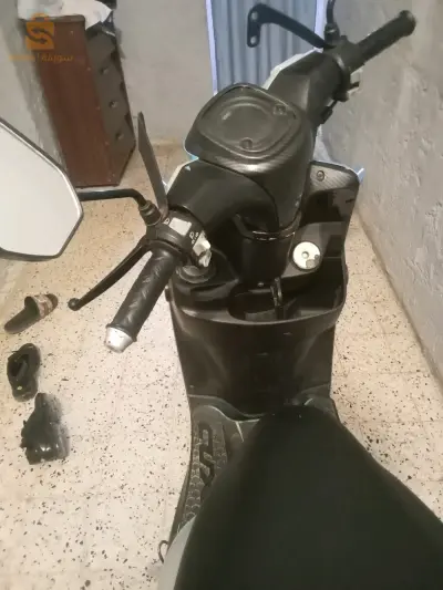 .........