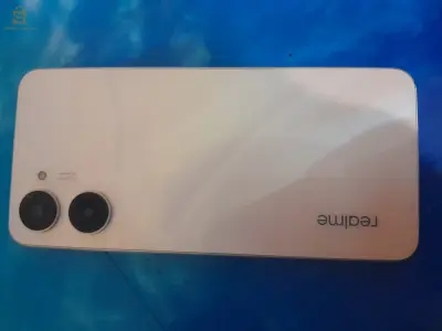 realme10