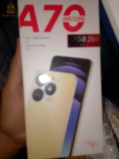 .jdid bl kartona w nzidlk charjour w onti chok   5adm ghir chwiya w 12/256 5000mah batri