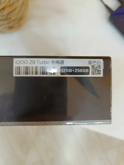 IQOO Z9 Turbo 
Processeur : 3.0 GHz Snap dragon 8s Gen 3 Mobile plateformem Octa_core
Stockage : 12GB RAM 
256GB 
BATTERIE 🔋 : 6000
علبة مغلقة 
التوصيل متوفر 58 ولاية الدفع عند الإستلام