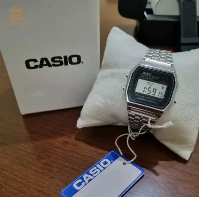 ساعات casio بلونين فضي وذهبي