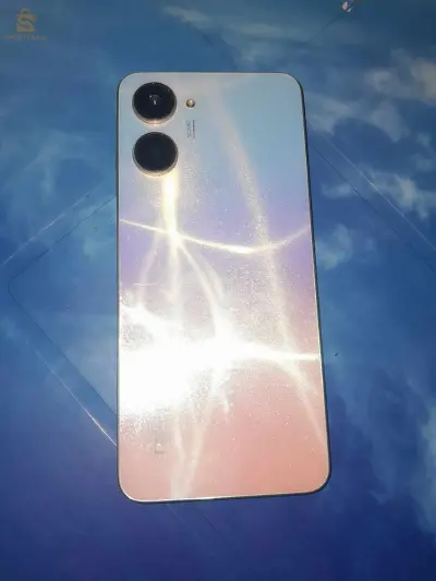 realme10