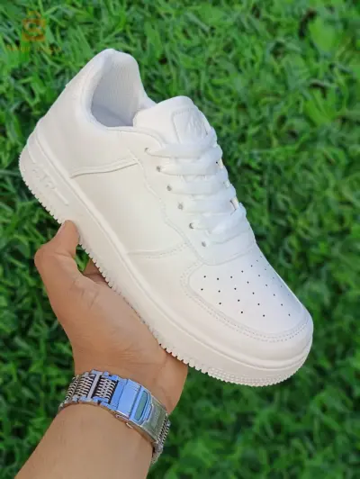Très bonnes chaussures