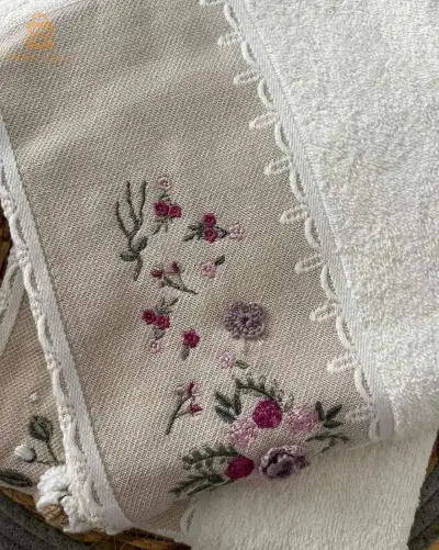 serviettes broderie