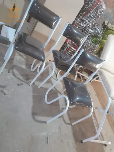 مل ما يخص صالونات العيادة  صالات الحلاقة