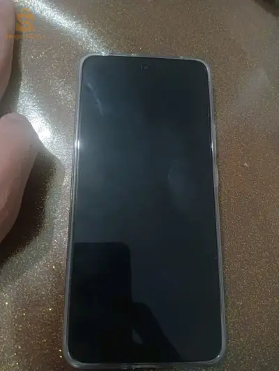 realme 12