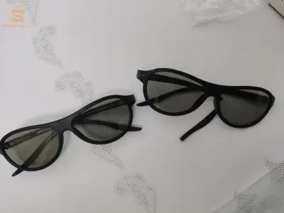 نظارات ثلاثية الابعاد