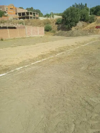 اراضي للبيع