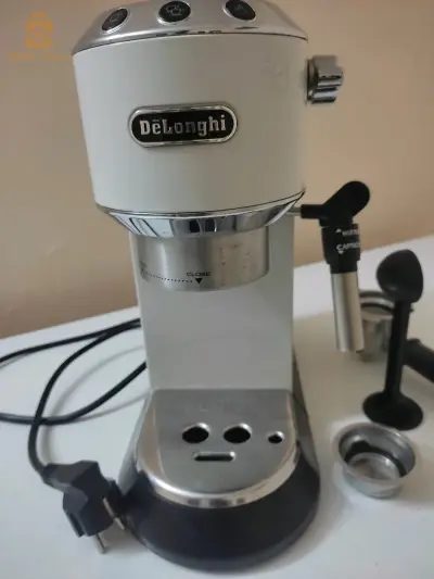 ماكينة قهوة نوع دولنجي