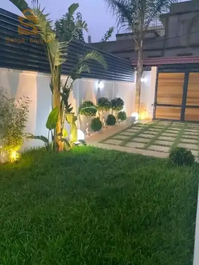 تهيئة وتزيين الحدائق والمساحات الخضراء