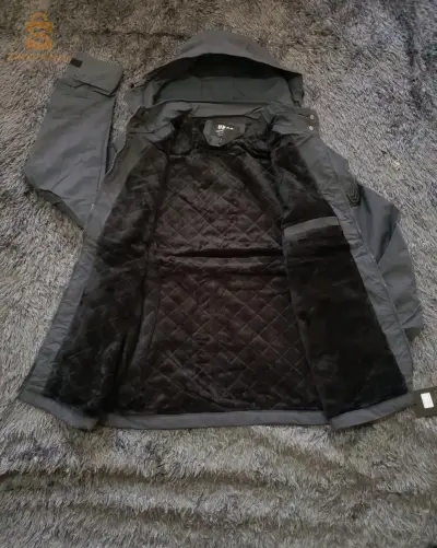 Veste imperméable m9atna ml dakhel