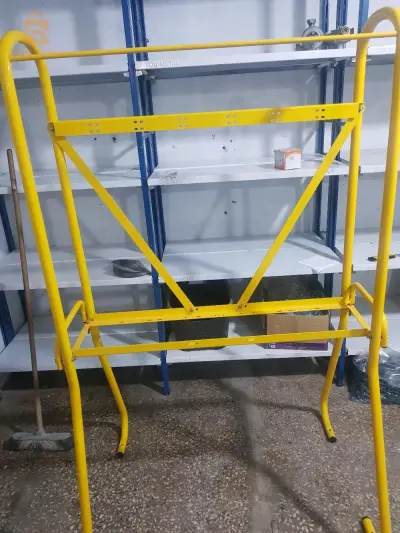 Support Armoires pour Chantier ( gewiss ) Italien