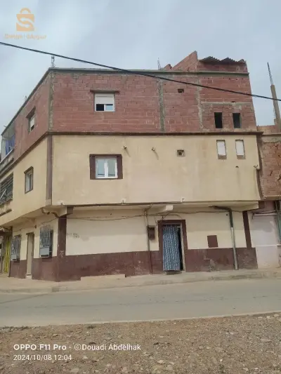 شارع عميروش .حي الرابطة .رأس العيون .باتنة