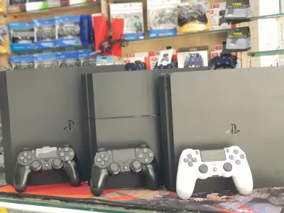 PS4