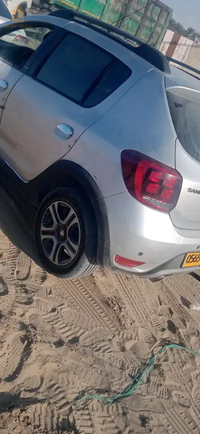 سيارة 1.5مازوت نظيفة