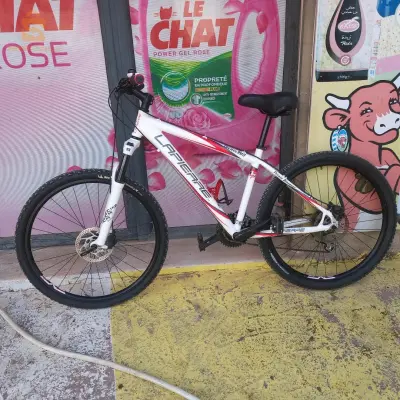LAPIERRE tecnic 200