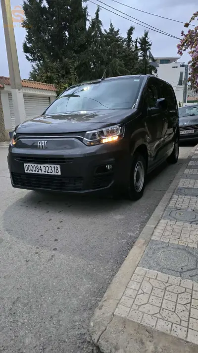 fiat doblo 2023