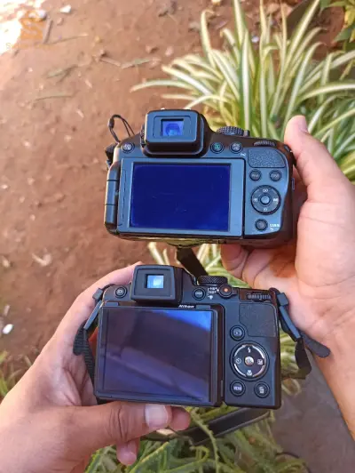 lumix fz200 في حالة جيدة مع بطاريتين وشاحن أصلي