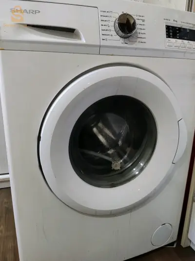 Machine à laver SHARP japan 6kg ( courroie cassé)