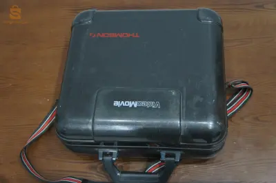 حقيبة كاميرا قديمة