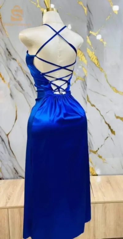 ملابس نساء
