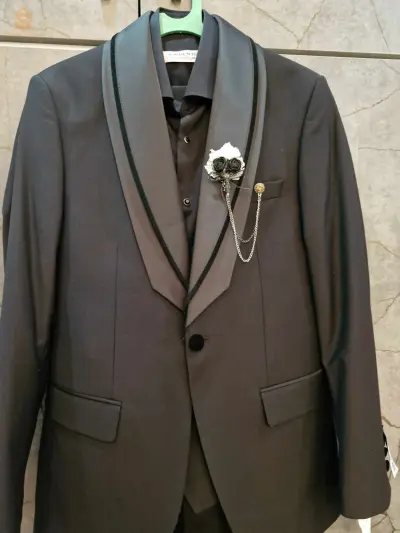 066993648