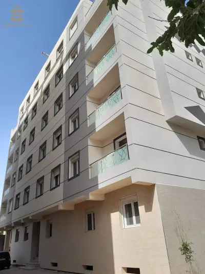 شقة أفرشهاو بصحتك السكنة   F4 جاهزة 📍
مساحتها 97m² 0770 55 98 19 📲📞🙏📢