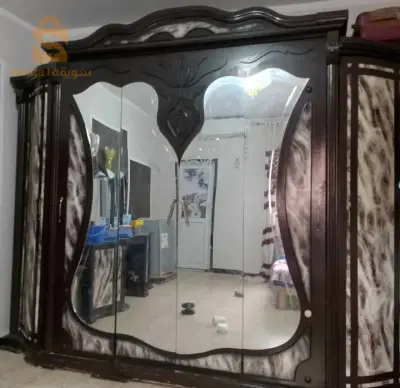 ماريو من الخشب الاحمر في حالة جيدة