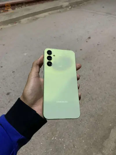 Samsung a24 zaja mach9o9a hâta la tarf (matzidch tancha9) soma chaba