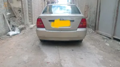 Toyota Corolla verso propre est solide pour une famille 0550612291