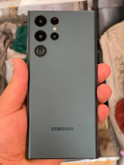 s22 ultra كآبة