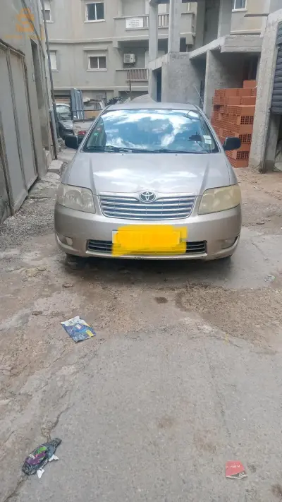 Toyota Corolla verso propre est solide pour une famille 0550612291