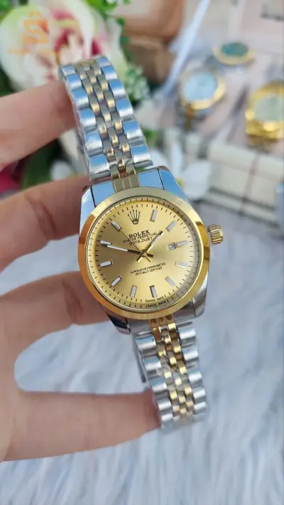 😍 معشوقة الجماهير 😍
ROLEX  📆 نساء 🥰