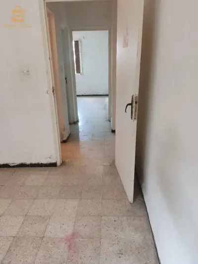 F3 a vendre 1ère étage 2 façade interphone Barreaudage façade principale cité ABERCi benrahmoune CORSO BOUMERDES 0661310506 prix 850 fixe