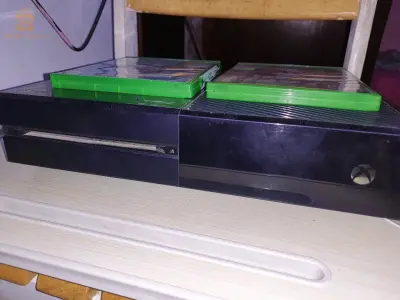 Xbox one fat 512 clean not opened